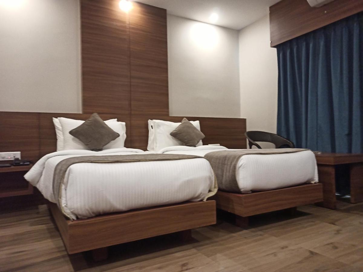 Hotel Tree Fern Dibrugarh Zewnętrze zdjęcie
