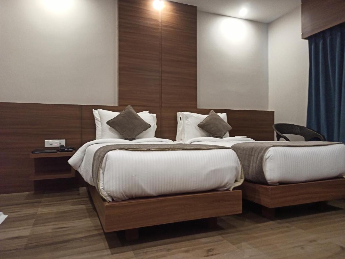Hotel Tree Fern Dibrugarh Zewnętrze zdjęcie