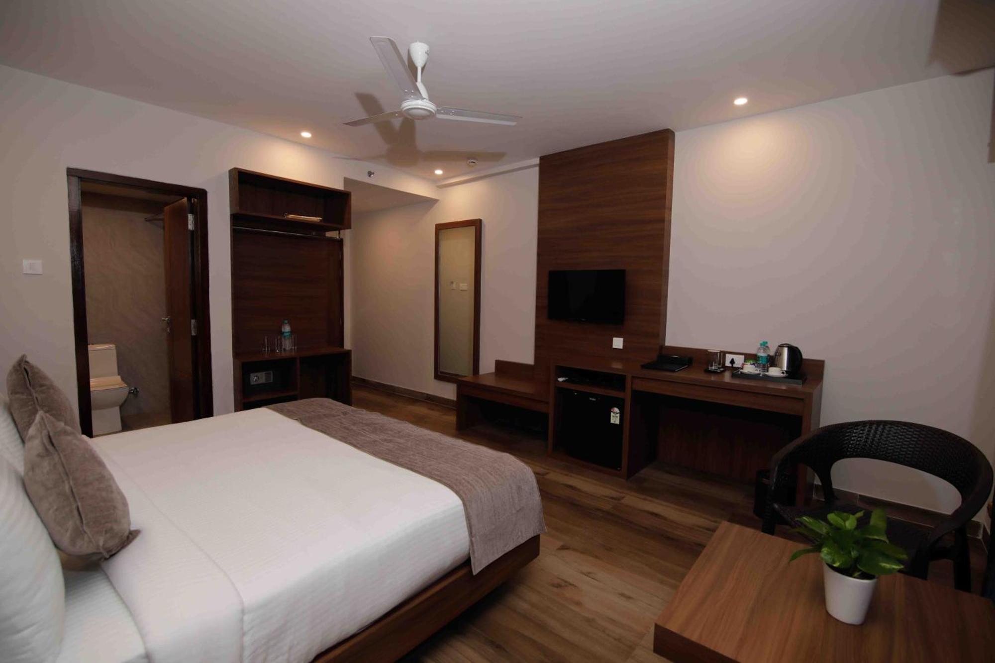 Hotel Tree Fern Dibrugarh Zewnętrze zdjęcie