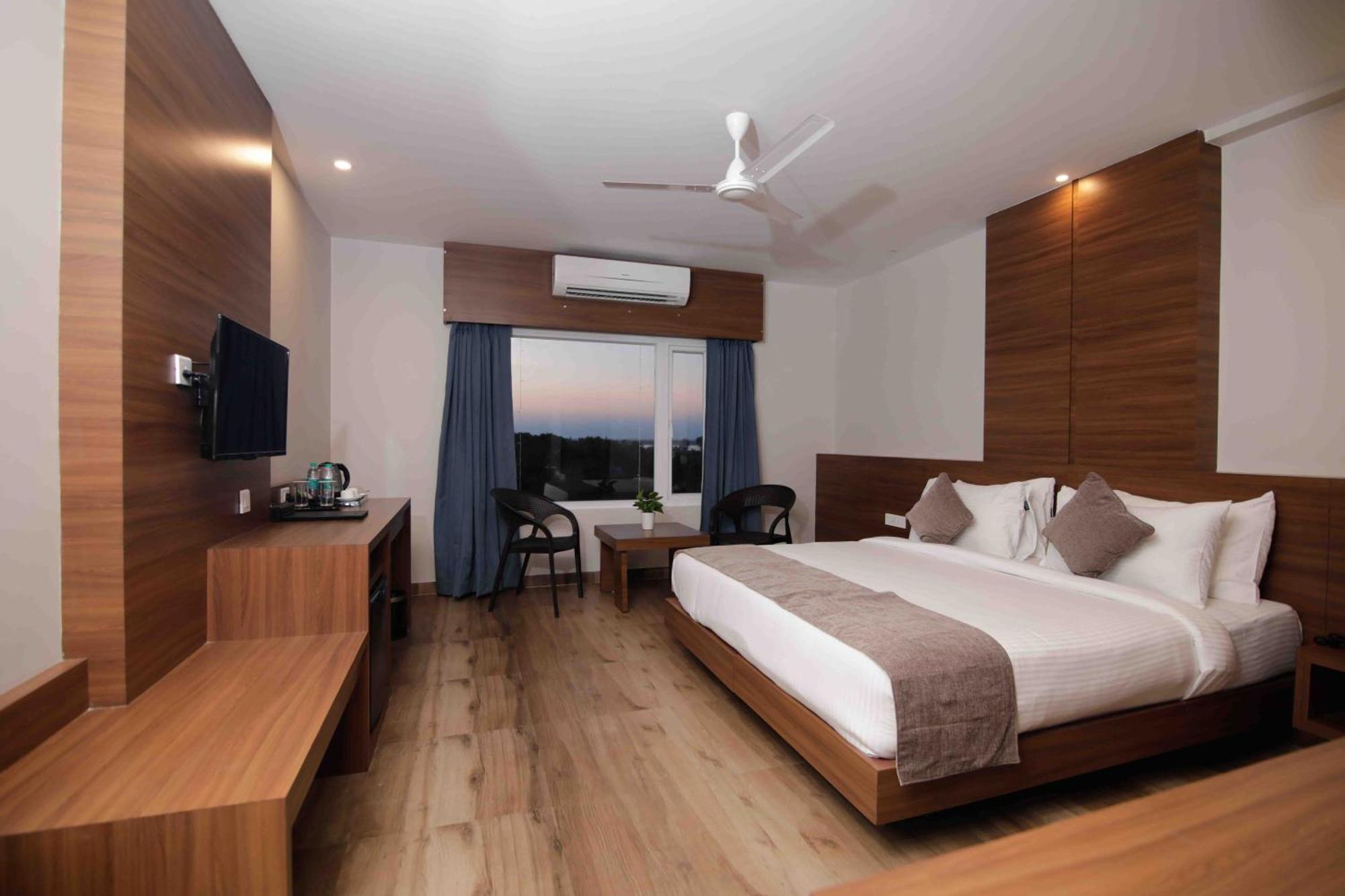 Hotel Tree Fern Dibrugarh Zewnętrze zdjęcie